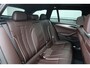 BMW 5-Serie Touring 520i High Executive M-Sport Leder dashboard / Pano / Individual / Camera / 19inch