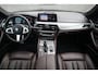 BMW 5-Serie Touring 520i High Executive M-Sport Leder dashboard / Pano / Individual / Camera / 19inch