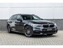 BMW 5-Serie Touring 520i High Executive M-Sport Leder dashboard / Pano / Individual / Camera / 19inch