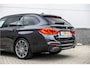 BMW 5-Serie Touring 520i High Executive M-Sport Leder dashboard / Pano / Individual / Camera / 19inch