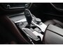 BMW 5-Serie Touring 520i High Executive M-Sport Leder dashboard / Pano / Individual / Camera / 19inch
