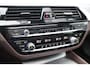BMW 5-Serie Touring 520i High Executive M-Sport Leder dashboard / Pano / Individual / Camera / 19inch
