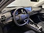 Citroën C5 X 1.2 130PK Business Plus | AppleCarPlay/AndroidAuto | LEER | Head-Up Display | Stoel/Voorruit/Stuurverwarming | Camera | Navigatie | Adaptive Cruise Control | Climate Control  | Keyless entry | Privacy Glass | Isofix |
