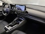 Citroën C5 X 1.2 130PK Business Plus | AppleCarPlay/AndroidAuto | LEER | Head-Up Display | Stoel/Voorruit/Stuurverwarming | Camera | Navigatie | Adaptive Cruise Control | Climate Control  | Keyless entry | Privacy Glass | Isofix |