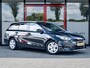 Kia Ceed Sportswagon 1.0 T-GDi MHEV DynamicPlusLine | Navigatie | Adaptieve Cruise Control | Camera | Stoelverwarming | Stuurwiel Verwarmd | Climate Control | Dode Hoek Detectie | Metallic Lak Pearl | Lichtmetalen Velgen |BTW Auto |