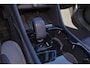 Volvo XC40 Recharge Twin Ultimate 78 kWh - Panorama/schuifdak - IntelliSafe Assist & Surround - Harman/Kardon audio - Verwarmde voorstoelen & stuur - Parkeersensoren voor & achter - Elektr. bedienb. voorstoelen met geheugen links - Warmtepomp - Extra getint glas - Elektr. inklapbare trekhaak - 19' LMV