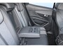 Peugeot 3008 1.2 PureTech 130pk Allure Pack Airco - Carplay - 19" - trekhaak - stoelverwarming