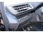 Peugeot 3008 1.2 PureTech 130pk Allure Pack Airco - Carplay - 19" - trekhaak - stoelverwarming