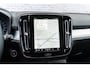 Volvo XC40 2.0 B3 Plus Black Edition | Google | Stuur-/Stoelverwarming | Pixel LED Koplampen | 360 Camera | Adaptieve Cruise | Getint Glas | BLIS | 20" LM