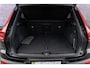 Volvo XC40 2.0 B3 Plus Black Edition | Google | Stuur-/Stoelverwarming | Pixel LED Koplampen | 360 Camera | Adaptieve Cruise | Getint Glas | BLIS | 20" LM