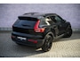 Volvo XC40 2.0 B3 Plus Black Edition | Stuur/Stoelverwarming | Pixel LED Koplampen | 20" Velgen | 360 Camera | Adaptive Cruise Control | Getint Glas | BLIS |