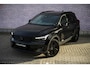 Volvo XC40 2.0 B3 Plus Black Edition | Stuur/Stoelverwarming | Pixel LED Koplampen | 20" Velgen | 360 Camera | Adaptive Cruise Control | Getint Glas | BLIS |