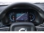 Volvo XC40 2.0 B3 Plus Black Edition | Stuur/Stoelverwarming | Pixel LED Koplampen | 20" Velgen | 360 Camera | Adaptive Cruise Control | Getint Glas | BLIS |