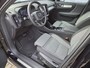 Volvo XC40 B3 Plus Black Edition | Google Maps | Stuur/Stoelverwarming | Pixel LED Koplampen | 20" Velgen | 360° Camera | Adaptive Cruise Control | Getint Glas | BLIS |