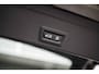 BMW X6 xDrive40i | M Sport | Luchtvering | Panodak | Laser | Trekhaak | 22 inch | NL Auto |