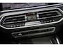 BMW X6 xDrive40i | M Sport | Luchtvering | Panodak | Laser | Trekhaak | 22 inch | NL Auto |