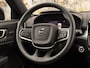 Volvo XC40 2.0 B3 Plus Black Edition | Stuur/Stoelverwarming | Pixel LED Koplampen | 20" Velgen | 360 Camera | Adaptive Cruise Control | Getint Glas | BLIS |