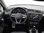 Volkswagen Tiguan Allspace 1.5 TSI Life Business 7 persoons | Pano dak | Trekhaak | Camera | Navigatie | Stoelverwarming | Elektr. Achterklep | 18" | ACC | LED |
