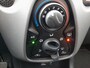 Peugeot 108 1.0 e-VTi Active navi airco ele pakket btw led apk 4-2027 !!!