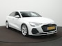Audi A3 Limousine 30 TFSI S edition | Navigatie | Adaptive Cruise | 17" LM
