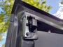 Opel Vivaro L3 2.0D Innovation 122pk EAT8 AUTOMAAT | Carbolt laadruimte beveiliging | Houten afwerking laadruimte | RVS traanplaat | 17 inch LM velgen | Exterieur Pakket | NAVI | Multimedia | Apple Carplay | Android Auto | Achteruitrijcamera | Parkeersensoren voor en achter | Lederen stuurwiel met bediening | Bestuurdersstoel comfort | Bank voorpassagiers | Reservewiel