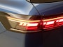 Volkswagen Passat Variant 1.5 eHybrid R-Line Edition | Panoramadak | Trekhaak | Black style | Harman/kardon audio |  Head-up display | Stoelverwarming voor en achter | 360 camera | Parkeerasisstent |
