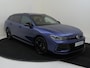 Volkswagen Passat Variant 1.5 eHybrid R-Line Edition | Panoramadak | Trekhaak | Black style | Harman/kardon audio |  Head-up display | Stoelverwarming voor en achter | 360 camera | Parkeerasisstent |