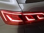 Volkswagen Touareg 3.0 TSi eHybrid 4MOTION R | Panoramadak | Luchtvering | Trekhaak | Black style | Head-up display | 360 camera | Parkeerasisstent | Nachtzichtassistent |