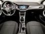 Opel Astra 1.0 Turbo Sport (APPLE CARPLAY, NAVIGATIE, GETINT GLAS, LM VELGEN, SPORTSTOELEN, PARKEERSENSOREN, LM VELGEN, CRUISE, NIEUWE APK, NIEUWSTAAT)