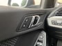 BMW 1-Serie 118i Executive Edition Lm velgen / Navigatie / Carplay