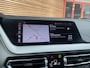 BMW 1-Serie 118i Executive Edition Lm velgen / Navigatie / Carplay