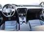 Volkswagen Passat Variant 1.5 TSI R-Line Business, Cruise Control, Automaat, Apple Carplay, Climate Control, PDC V+A, Navigatie, Trekhaak Inklapbaar, Prijs Is Rijklaar Inclusief 6 Maanden Garantie