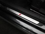 Audi A3 Sportback 35 TFSI S edition l Adaptive Cruise Control l MMI navigatie plus MMI touch l Matrix l Achteruitrijcamera l Glazen panoramadak l Stoelverwarming voorin l Autom. airconditioning 3 zones l Head-up display l Dynamiekpakket l Trekhaak l Autom. dimmende binnenspiegel l Alarm Klasse III l