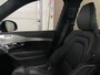 Volvo XC90 T8 AWD Recharge Ultimate Dark | Vol! | Luchtvering | Bowers & Wilkins | 360° Camera | Head-Up Display | Alcantara hemelbekleding | 455pk | Adaptieve Cruise Control | Stoelverwarming voor+achter | Stuurwielverwarming | 22 Inch | Full LED meesturende koplam .