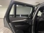Volvo XC90 T8 AWD Recharge Ultimate Dark | Vol! | Luchtvering | Bowers & Wilkins | 360° Camera | Head-Up Display | Alcantara hemelbekleding | 455pk | Adaptieve Cruise Control | Stoelverwarming voor+achter | Stuurwielverwarming | 22 Inch | Full LED meesturende koplam .