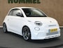 Abarth 500e Urban 42 kWh - APPLE CARPLAY/ANDROID AUTO - PARKEERSENSOREN ACHTER - CRUISE CONTROL - KEYLESS START - SPORTSTUUR - NAVIGATIESYSTEEM FULLMAP - LED KOPLAMPEN - DAB+ RADIO
