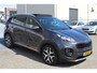 Kia Sportage 1.6 T-GDI 4WD GT-Line PlusLine Automaat/Panoramadak/Navigatie/Achteruitrijcamera/Parkeersensoren rondom/Dodehoek detectie/Stoelverwarming Voor en Achter/Stoelkoeling/Stuurverwarming/Elektrisch verstelbare stoelen/Draadloze telefoonlader/Elektrische achter