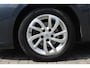 Renault Megane Estate 1.2 TCe Limited Navigatie/Cruise control/Climate control/Radio-CD speler/Trekhaak/Elektrische ramen/Elektrisch verstelbare spiegels.