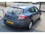 Renault Megane Estate 1.2 TCe Limited Navigatie/Cruise control/Climate control/Radio-CD speler/Trekhaak/Elektrische ramen/Elektrisch verstelbare spiegels.