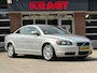 Volvo C70 Convertible Momentum 2.4 140 pk AUTOMAAT - 5 cilinder - nette auto!