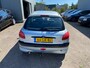 Peugeot 206 1.6-16V Gentry,APK T/M 22-01-2026,5 Deurs,5 Zits,Airco,Trekhaak,Elektrischpakket,Stuurbekrachting,15 Inch Lmv