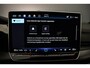 Volkswagen Golf R-Line Edition 1.5 eTSI 150pk DSG Automaat Panoramadak, LED matrix koplampen, Harman Kardon audio, Adaptive cruise ontrol, Achteruitrijcamera