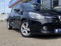 Renault Clio Estate 0.9 TCe Dynamique / NL-Auto / Cruise-Control / Keyless / Radio-Bluetooth / Navi / Airco / Armsteun-Voor / PDC-Achter / 16'' LMV / ENZ.