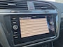 Volkswagen Tiguan 1.5 TSI R-Line Business+ 12MND BOVAG GAR | E-TREKHAAK| ACC | STUUR/STOEL VERW | CAMERA | LANE ASS |