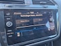 Volkswagen Tiguan 1.5 TSI R-Line Business+ 12MND BOVAG GAR | E-TREKHAAK| ACC | STUUR/STOEL VERW | CAMERA | LANE ASS |