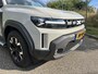 Dacia Duster 1.6 Hybrid 140 Extreme APPLE CARPLAY ANDROID AUTO / VERWARMDE VOORSTOELEN / CLIMATE CONTROLE / CRUISE CONTROLE / PARKEERSENSOREN+CAMERA.
