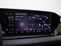 Audi Q6 e-tron S edition quattro 100 kWh l Adaptive cruise control l MMI experience pro l MMI-bijrijdersscherm l Glazen panoramadak l S-sportonderstel l RS Carbon Styling Pack l Autom. airconditioning 3 zones l Matrix-functie l Stoelverwarming voor en achter l Omgevingscamera's l Elektrisch instel. voorstoelen l Geheugen best.stoel + spiegels l Stuurverwarming l Apple Carplay / Android Auto l Lichtpakket plus ambient light l Trekhaak, mechanisch draaibaar l Audi drive select l Alarm Klasse III l Warmtepomp