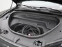 Audi Q6 e-tron S edition quattro 100 kWh l Adaptive cruise control l MMI experience pro l MMI-bijrijdersscherm l Glazen panoramadak l S-sportonderstel l RS Carbon Styling Pack l Autom. airconditioning 3 zones l Matrix-functie l Stoelverwarming voor en achter l Omgevingscamera's l Elektrisch instel. voorstoelen l Geheugen best.stoel + spiegels l Stuurverwarming l Apple Carplay / Android Auto l Lichtpakket plus ambient light l Trekhaak, mechanisch draaibaar l Audi drive select l Alarm Klasse III l Warmtepomp