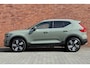 Volvo XC40 T5 Recharge Plus Bright | Verwarmbare Voorstoelen | Parkeercamera | Apple Carplay/ Android Auto | BLIS Dodehoekdetectie | Navigatie | Harman Kardon | Adaptieve Cruise Control | Elektrisch Verstelbare Voorstoelen incl. Geheugen