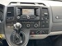 Volkswagen Transporter Kombi 2.0 TDI DSG Automaat L2H1 BPM/ BTW vrij Airco Cruise control Trekhaak Navigatie Verlengde uitvoering Marge 1 eigenaar Personenvervoer  Personenbus Groepsvervoer Ex overheid Ideaal voor ombouw naar Camper